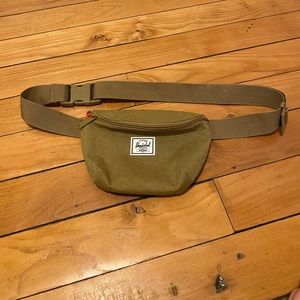 Herschel Fourteen Hip Pack